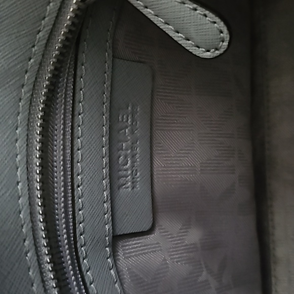 Michael Kors gray purse - Picture 13 of 15